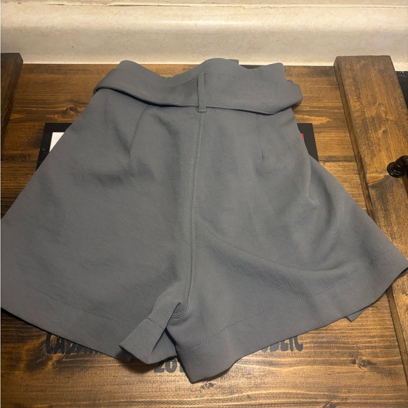 Wilfred shorts High Waist Paper Bag - green/teal - Picture 3 of 6